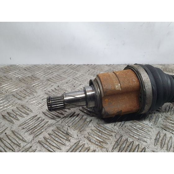 Transmision Delantera Izquierda Para Opel Corsa E