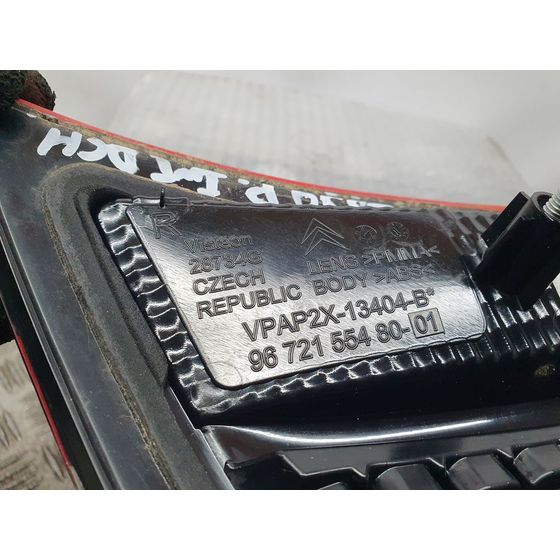 Piloto Trasero Derecho Para Citroen C4 Lim.