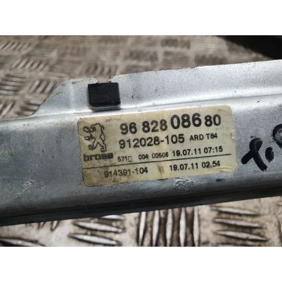 Elevalunas Trasero Derecho Para Peugeot 5008
