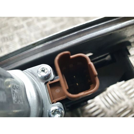 Elevalunas Delantero Derecho Para Dacia Sandero