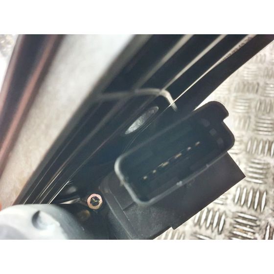 Elevalunas Trasero Derecho Para Peugeot 3008