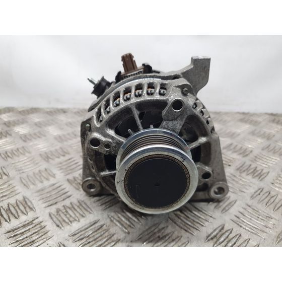 Alternador Para Toyota Auris