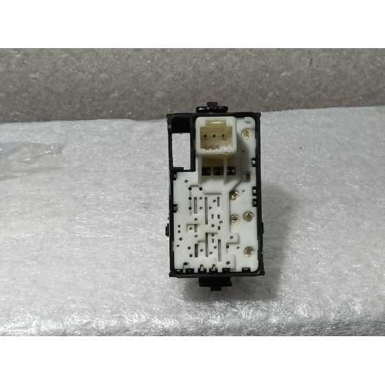 Mando Elevalunas Delantero Derecho para Toyota Prius+