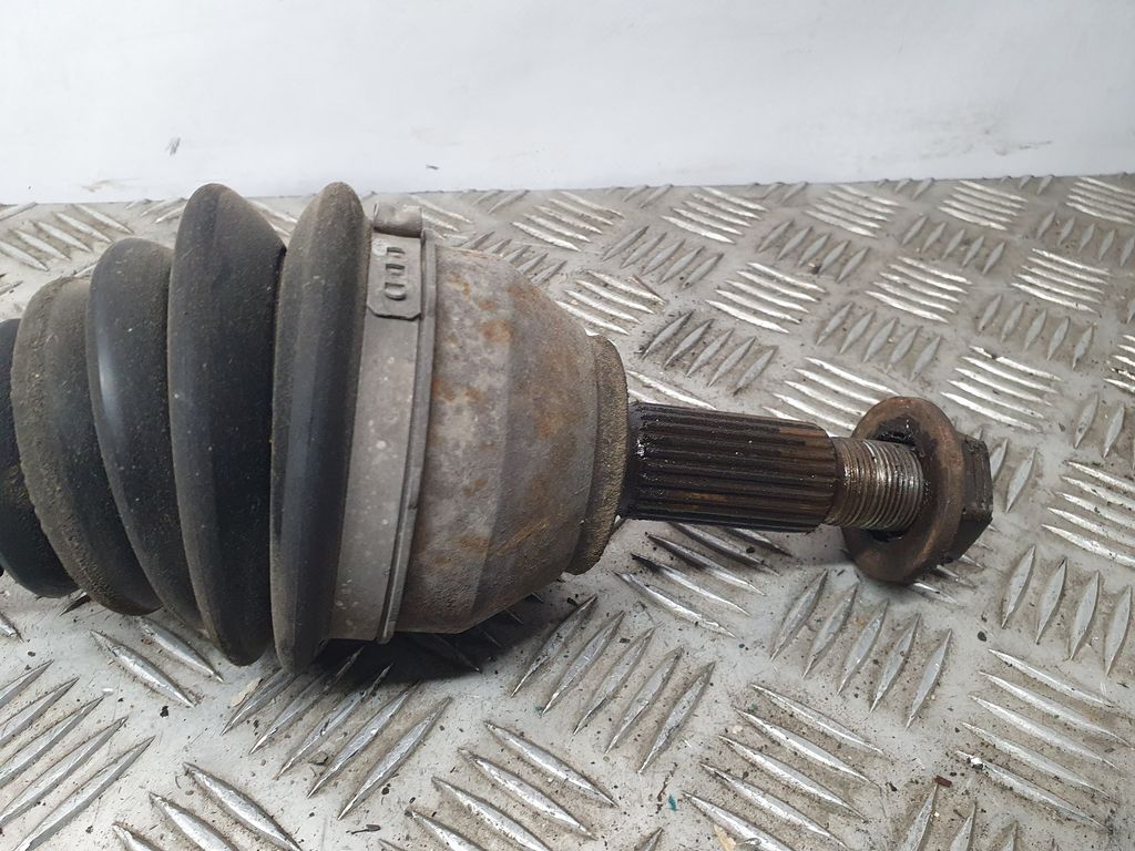 Transmision Delantera Derecha Para Ford Focus Berlina