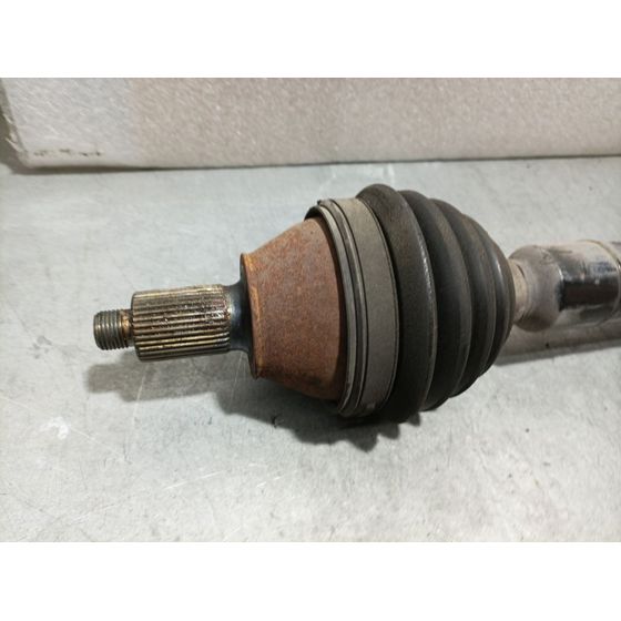 Transmision Delantera Derecha Para Volkswagen Polo