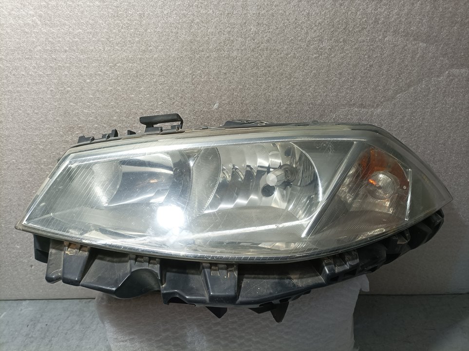 Faro Izquierdo Para Renault Megane Ii Classic Berlina