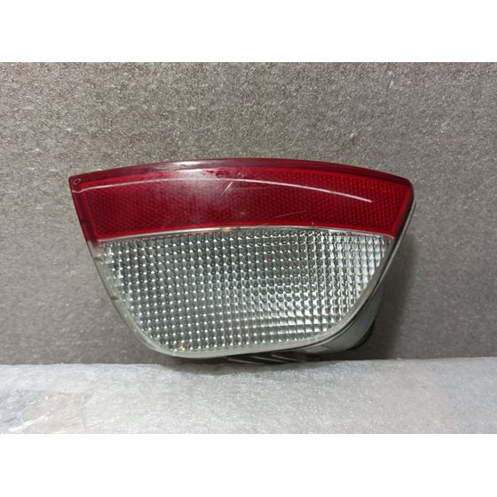 Piloto Trasero Derecho Paragolpes para Ford Focus Lim. (Cb4)