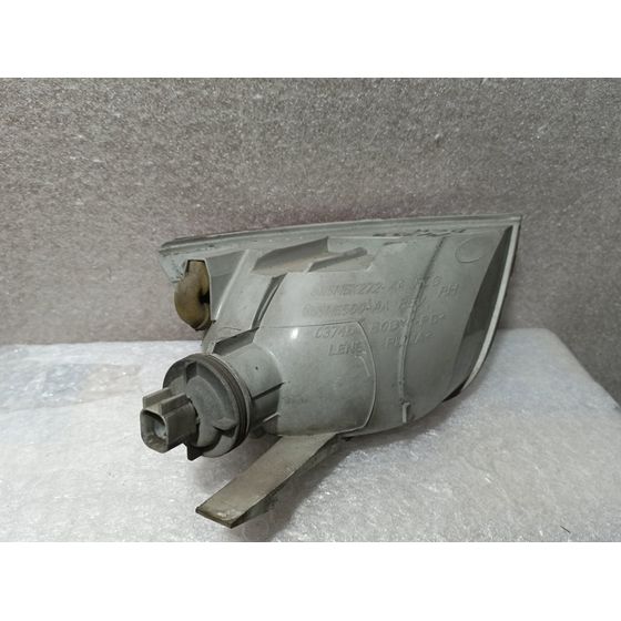 Piloto Trasero Derecho Paragolpes para Ford Focus Lim. (Cb4)