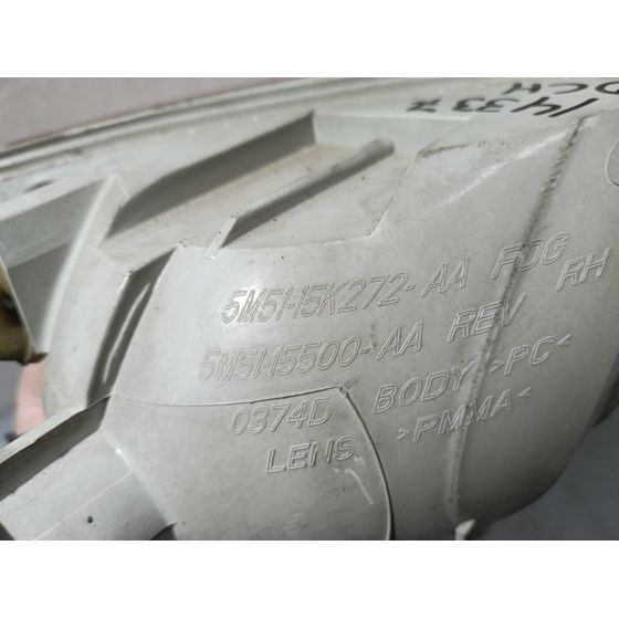 Piloto Trasero Derecho Paragolpes para Ford Focus Lim. (Cb4)