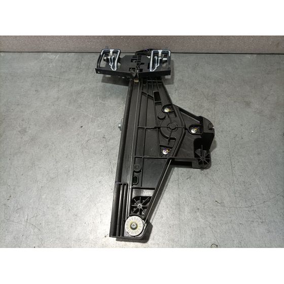 Elevalunas Trasero Derecho Para Peugeot 2008