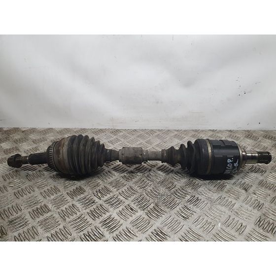 Transmision Delantera Izquierda Para Toyota Corolla Verso