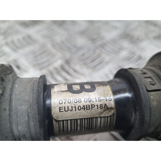 Transmision Delantera Izquierda Para Toyota Corolla Verso