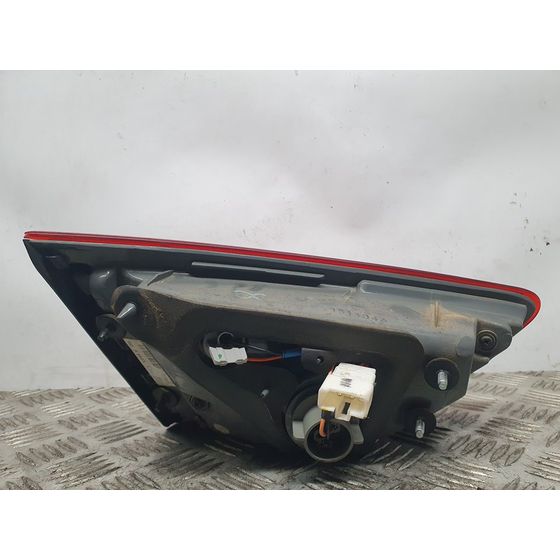 Piloto Trasero Derecho Para Hyundai I30