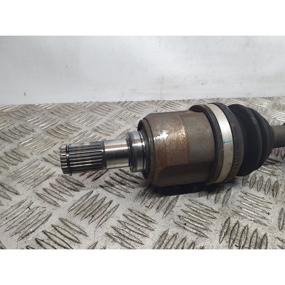 Transmision Delantera Izquierda Para Hyundai I30