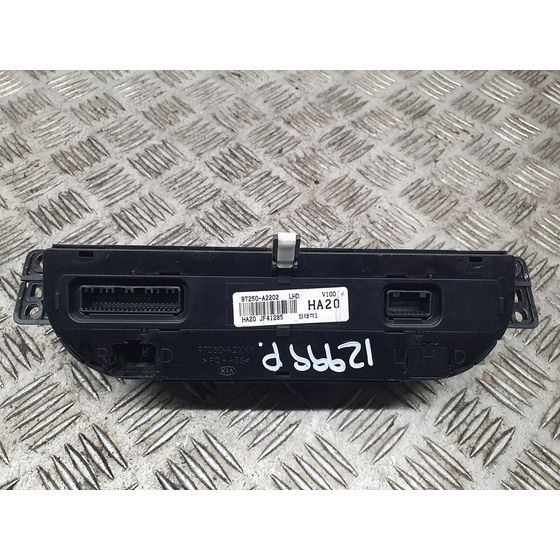 Mando Climatizador para Kia Pro_Cee'd ( )