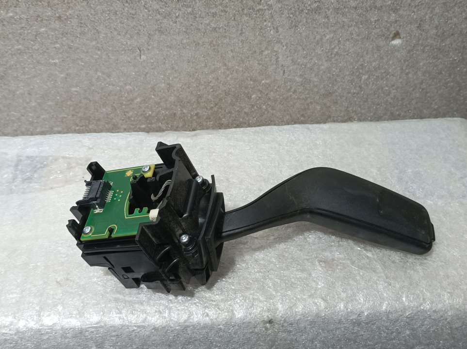 Mando Intermitentes Para Ford Focus
