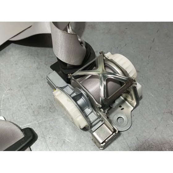 Pretensor Airbag Trasero Izquierdo Para Mercedes Clase E Familiar