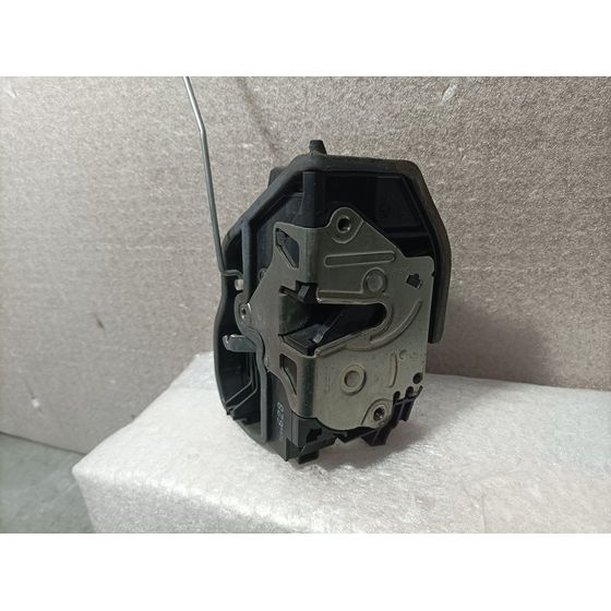 Cerradura Puerta Delantera Derecha Para Bmw Serie 5 Berlina