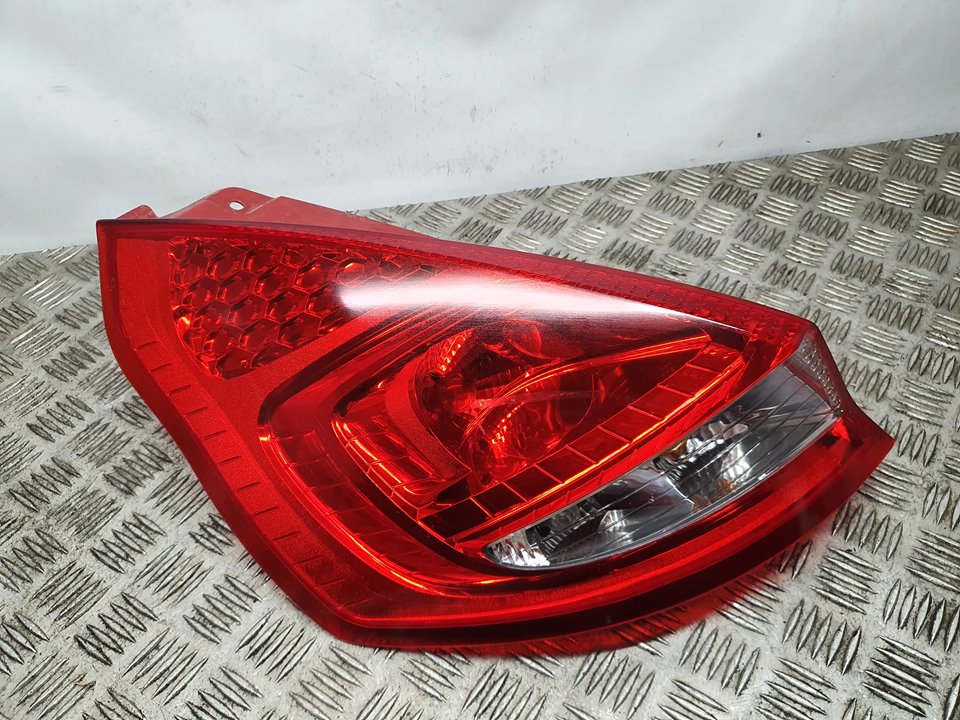 Piloto Trasero Izquierdo Para Ford Fiesta