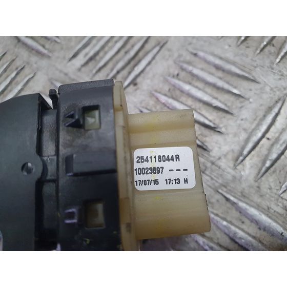 Mando Elevalunas Delantero Izquierdo para Renault Zoe