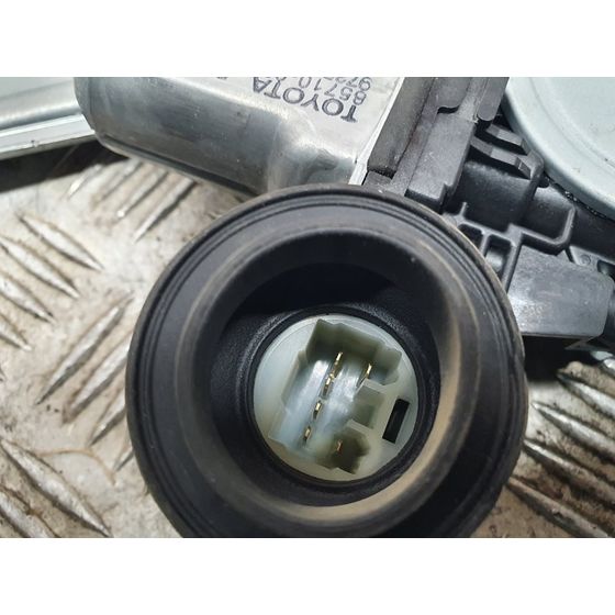 Elevalunas Trasero Izquierdo Para Toyota Auris