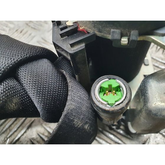 Pretensor Airbag Derecho Para Land Rover Freelander
