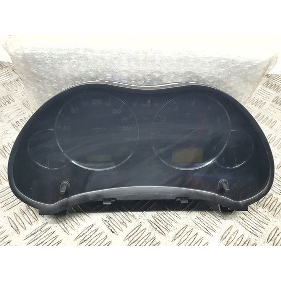 Cuadro Instrumentos para Toyota Avensis Berlina (T25)