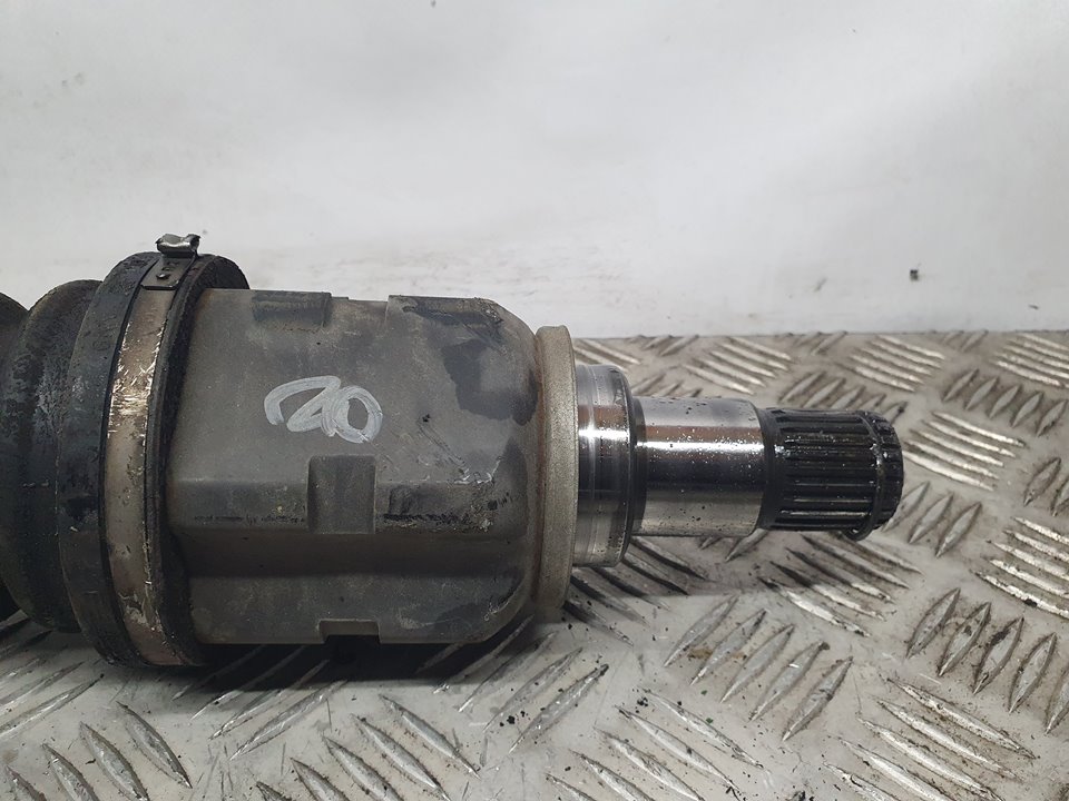 Transmision Delantera Izquierda Para Toyota Avensis Berlina