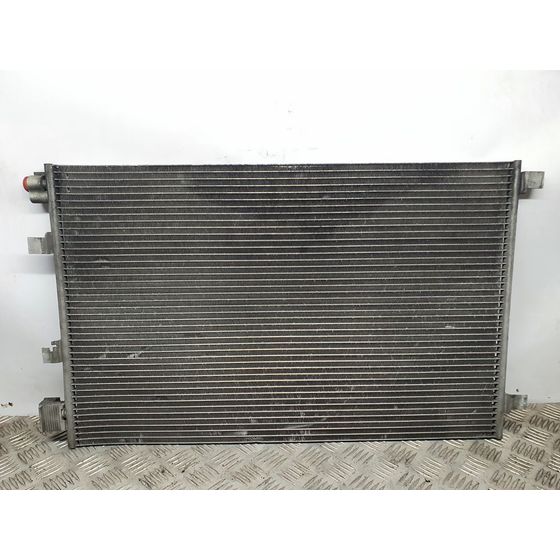 Condensador / Radiador Aire Acondicionado Para Nissan Qashqai