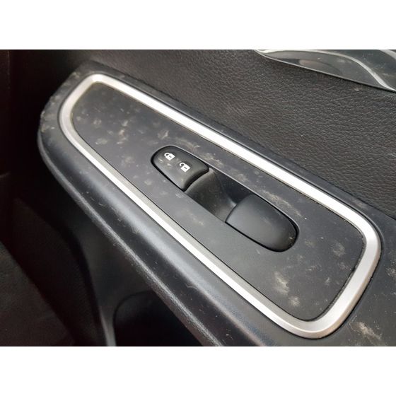 Mando Elevalunas Delantero Derecho Para Nissan Micra V