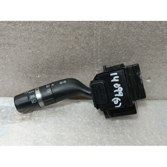 Mando Luces para Mazda 3 Lim. (Bl)