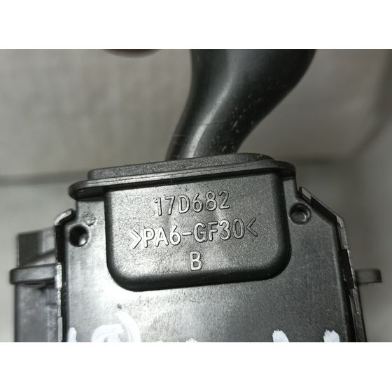Mando Luces para Mazda 3 Lim. (Bl)