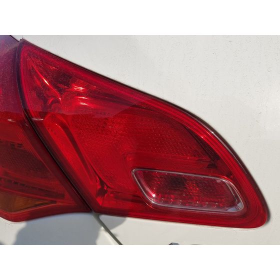 Piloto Trasero Izquierdo para Opel Astra J Lim.
