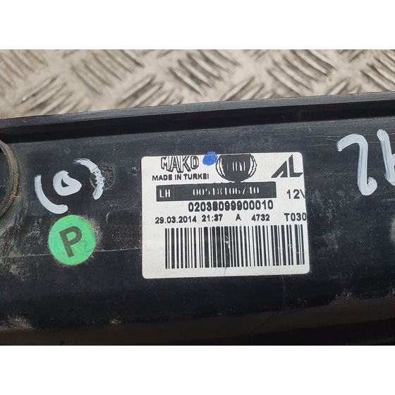 Piloto Trasero Izquierdo Para Fiat Doblo Ii Cargo