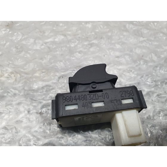Mando Elevalunas Delantero Derecho para Peugeot 3008