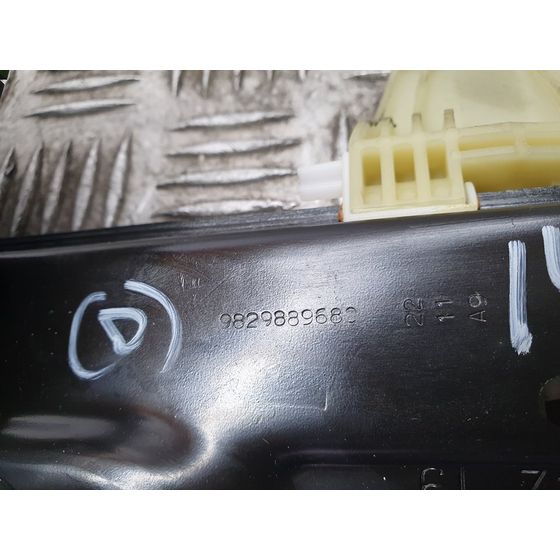 Elevalunas Delantero Derecho Para Peugeot Traveller