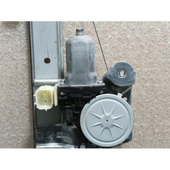 Elevalunas Delantero Izquierdo Para Nissan Micra V