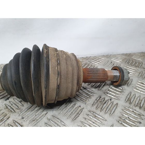 Transmision Delantera Izquierda Para Peugeot 3008