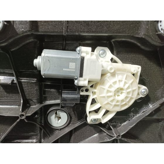 Elevalunas Trasero Derecho Para Ford Focus Turnier