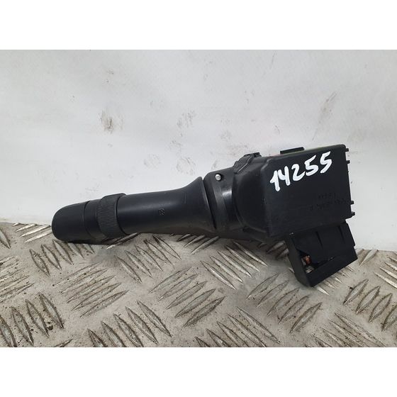 Mando Limpia Para Toyota Auris