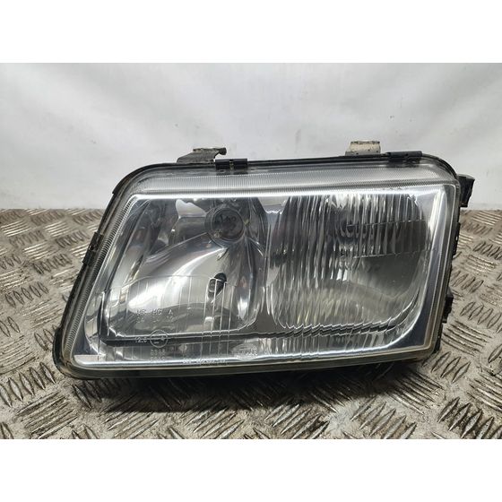 Faro Izquierdo para Audi A3 (8L)