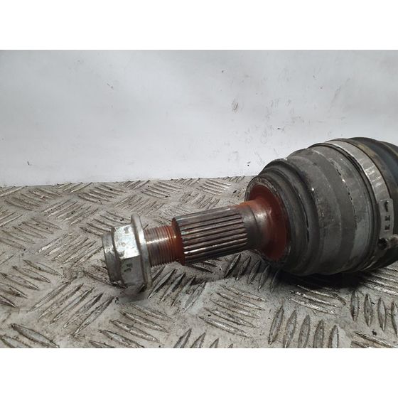 Transmision Delantera Izquierda Para Mazda 6 Lim.