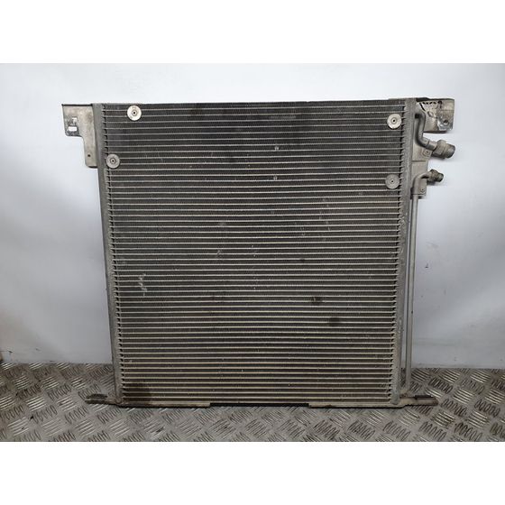 Condensador / Radiador Aire Acondicionado Para Mercedes Vito  Combi