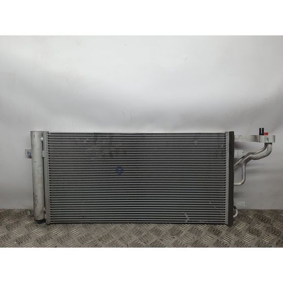 Condensador / Radiador Aire Acondicionado Para Hyundai I30 Fastback