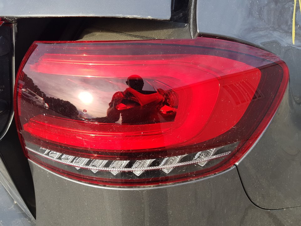 Piloto Trasero Derecho Para Mercedes Clase B