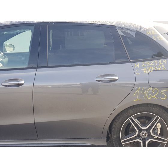 Puerta Trasera Izquierda Para Mercedes Clase B