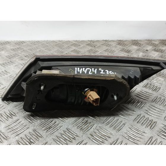 Piloto Trasero Izquierdo Para Honda Civic Berlina 5
