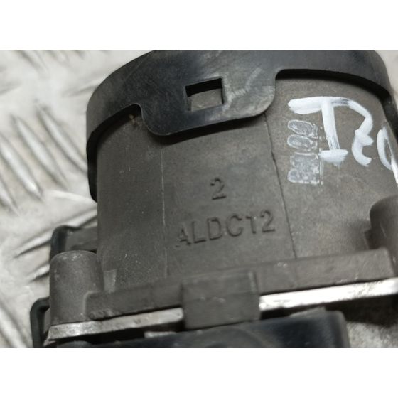 Faro Antiniebla Izquierdo Para Kia Cee'd