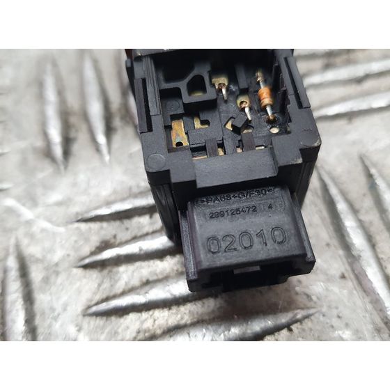 Warning Para Nissan Micra V