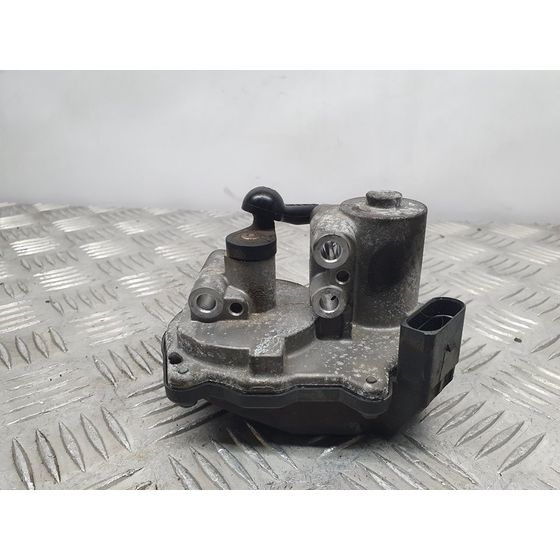 Accionador Tapa Turbulencia para Audi A6 Berlina (4F2)